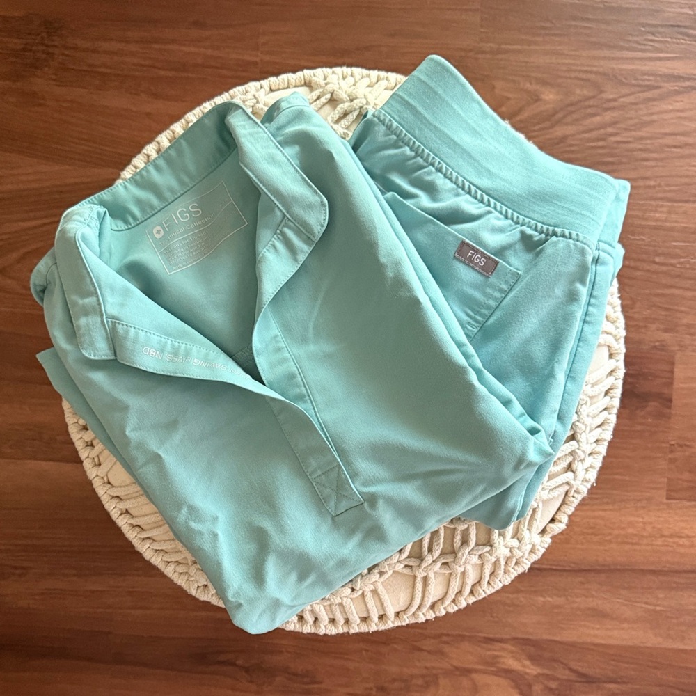 Figs Women's Teal Scrubs